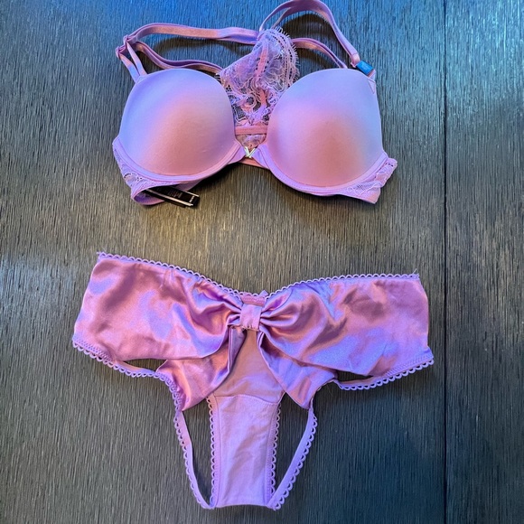NWT Very Sexy Push Up Bra & Bow Panty Set - Picture 2 of 5